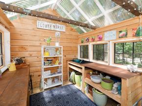 101 Hunter Rd, Uxbridge MA 01569