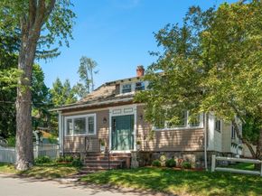 3 Chase Ave, Lexington MA 02421
