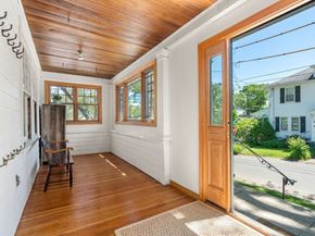 3 Chase Ave, Lexington MA 02421