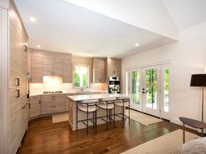 23 Kingston Street, Kingston MA 02364