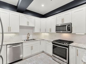 143 Burrill St 102, Swampscott MA 01907