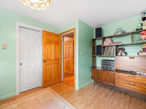 27 Randy Rd, Framingham MA 01701