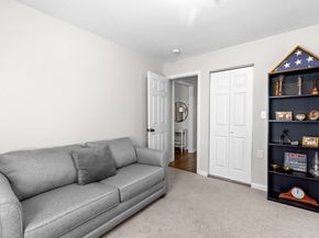 178 Tremont St, Carver MA 02330