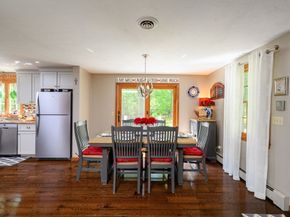 67 Higgins Rd, Kingston MA 02364