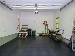 67 Higgins Rd, Kingston MA 02364