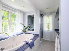 67 Higgins Rd, Kingston MA 02364