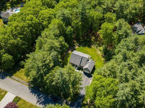 67 Higgins Rd, Kingston MA 02364