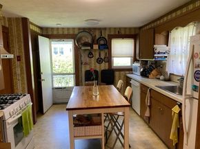 86 Highview Avenue, Melrose MA 02176