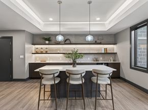 656 Saratoga 301, Boston MA 02128