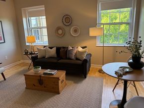 60 E Glen Rd 306, Brookline MA 02445