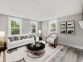 28 W Prescott St, Westford MA 01886