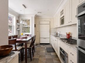 8 Ringgold St, Boston MA 02118