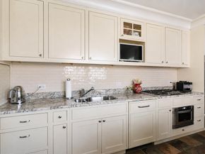 8 Ringgold St, Boston MA 02118