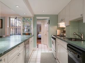 8 Ringgold St, Boston MA 02118