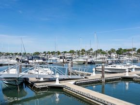 10 Shipyard Dr 511, Hingham MA 02043