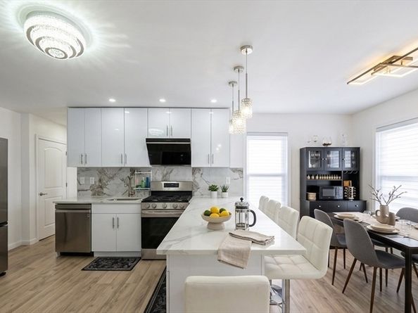 146 Pierce St, Malden MA 02148