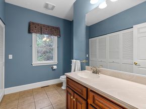 10 Heritage Ln, Cohasset MA 02025