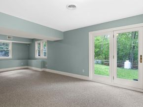 10 Heritage Ln, Cohasset MA 02025