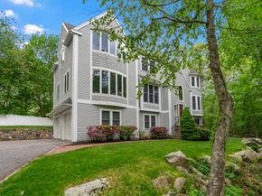 10 Heritage Ln, Cohasset MA 02025