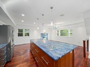 122 Parke Ave, Quincy MA 02171