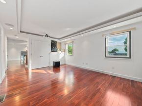 122 Parke Ave, Quincy MA 02171