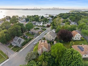 122 Parke Ave, Quincy MA 02171