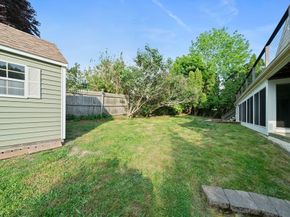 122 Parke Ave, Quincy MA 02171