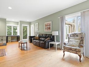 17 Wellesley Street, Weston MA 02493