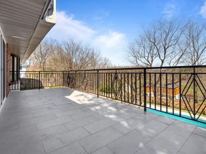 171 Shaw Rd, Brookline MA 02467