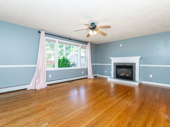 63 Bow St, Saugus MA 01906