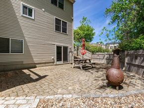 63 Bow St, Saugus MA 01906