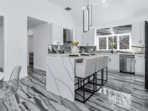 30 Anne Rd, North Andover MA 01845