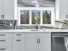 30 Anne Rd, North Andover MA 01845
