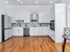 30 Anne Rd, North Andover MA 01845