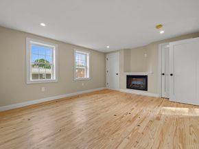 162 High St B, Danvers MA 01923