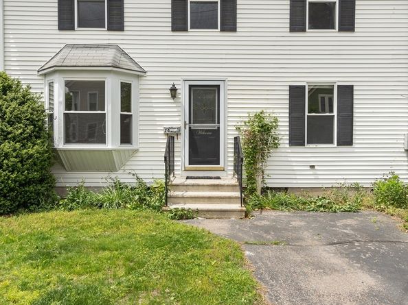 24 Oak Ave, Leominster MA 01453