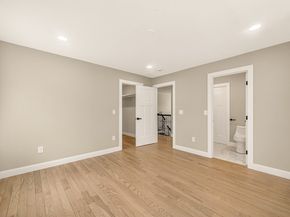 10 Falcon Dr, Shrewsbury MA 01545