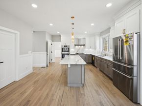 10 Falcon Dr, Shrewsbury MA 01545