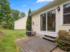 56 Village Drive 7  Bldg 2, Marlborough MA 01752