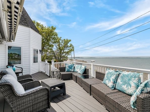 158 Cadish Ave, Hull MA 02045