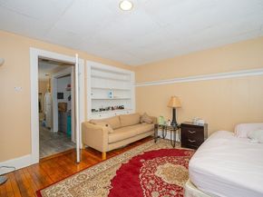 14-16 Dean St, Worcester MA 01609