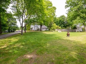 25 Poplar St 5A, Ipswich MA 01938