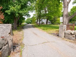 25 Poplar St 5A, Ipswich MA 01938