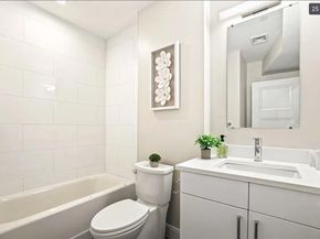 425 Lagrange St 210, Boston MA 02132