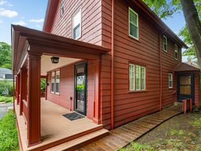 17 Oak Knoll, Arlington MA 02476