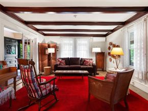 17 Oak Knoll, Arlington MA 02476