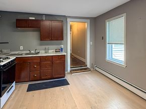 607 E 7th St, Boston MA 02127