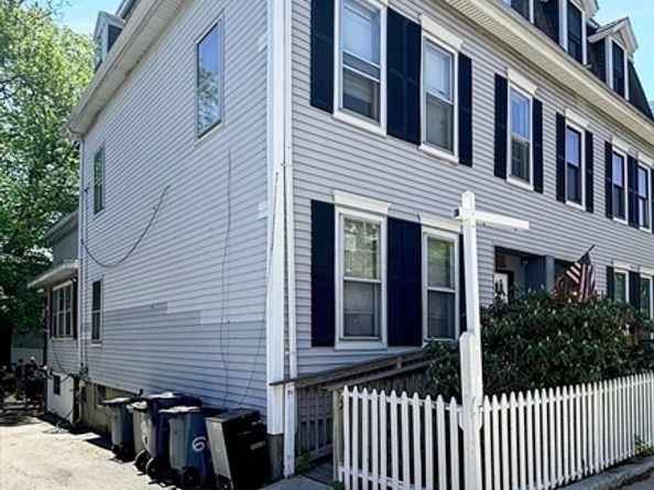 607 E 7th St, Boston MA 02127