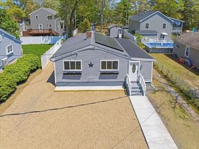 64 Rosepoint Ave, Wareham MA 02576