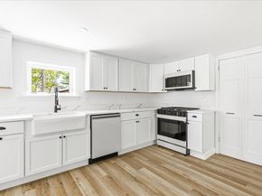 64 Rosepoint Ave, Wareham MA 02576